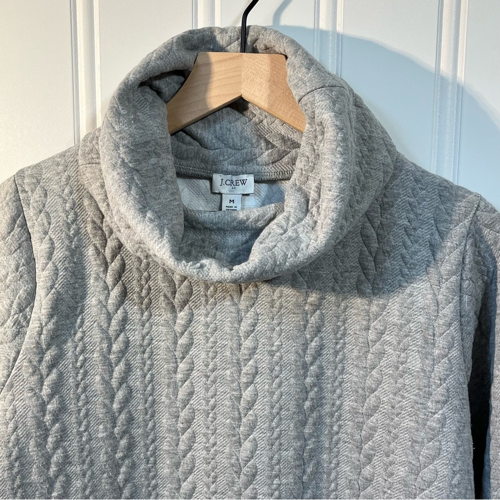 J. Crew Gray Quilted Cowlneck Cable Knit Design Pullover Womens M